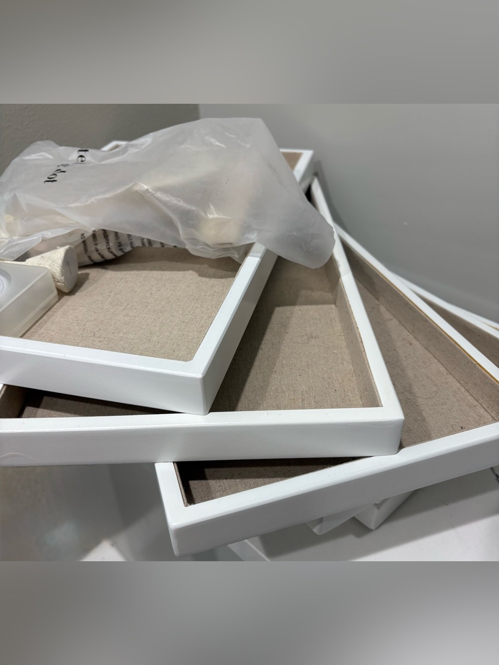 Stella & Dot Jewelry Display Trays & Earring Display Frame with Natural Linen